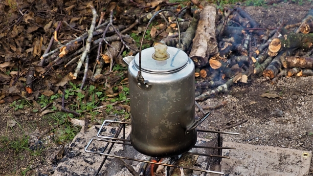 キャンプでのパーコレーター